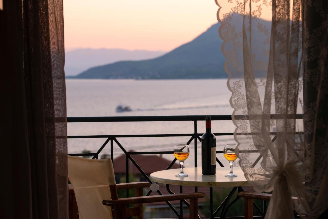 Sagini Boutique Hotel Loutra Edipsou  Extérieur photo