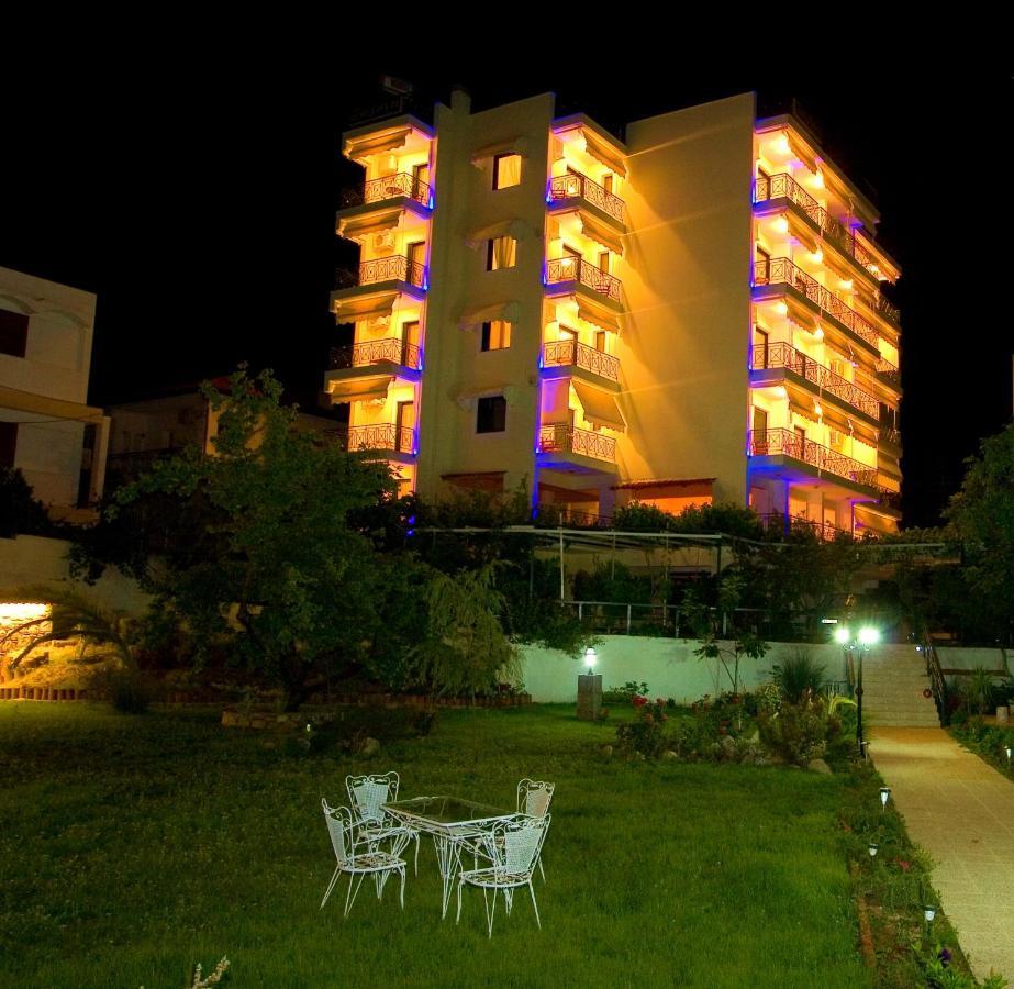 Sagini Boutique Hotel Loutra Edipsou  Extérieur photo